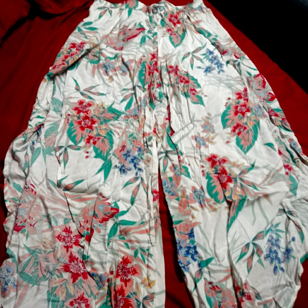 Forbidden Flower Pant with Slits